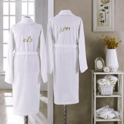 חלוקי רחצה לחתן וכלה