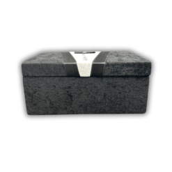 תיבה חתן שחור